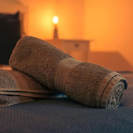 La Casa De Mariposas Con Wi-fi Hotell Canfranc