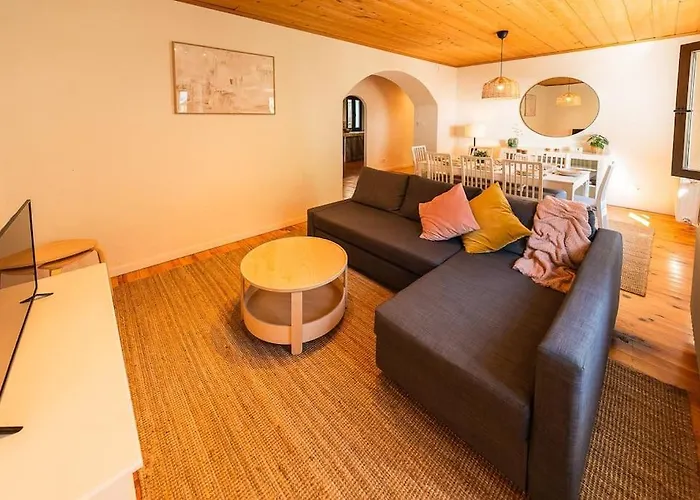 La Casa De Mariposas Con Wi-fi * Canfranc